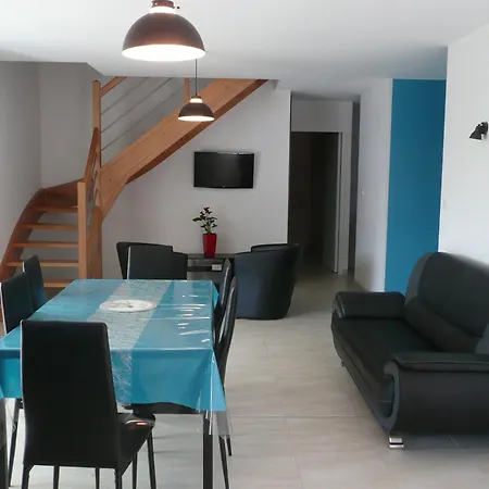 Maison De Charme Avec Et Veranda - Proche Thermes De Vittel Et Cite Des Images - Fr-1-589-252 Velotte-et-Tatignecourt