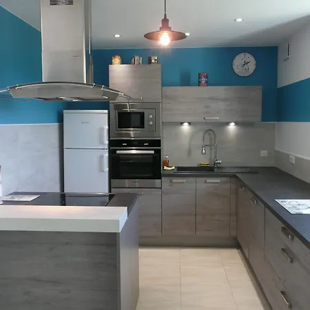 Maison De Charme Avec Et Veranda - Proche Thermes De Vittel Et Cite Des Images - Fr-1-589-252