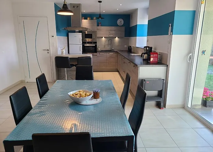 Prázdninový dům Maison De Charme Avec Et Veranda - Proche Thermes De Vittel Et Cite Des Images - Fr-1-589-252 *