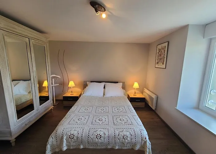 Maison De Charme Avec Et Veranda - Proche Thermes De Vittel Et Cite Des Images - Fr-1-589-252 Prázdninový dům Velotte-et-Tatignecourt