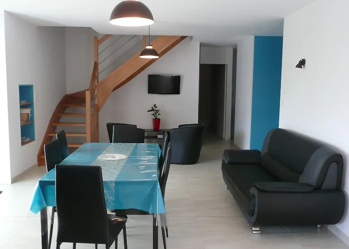 Maison De Charme Avec Et Veranda - Proche Thermes De Vittel Et Cite Des Images - Fr-1-589-252 Velotte-et-Tatignecourt